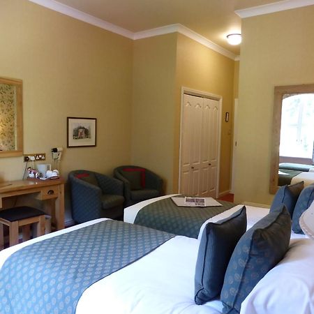 Glen-Yr-Afon House Hotel Аск Экстерьер фото