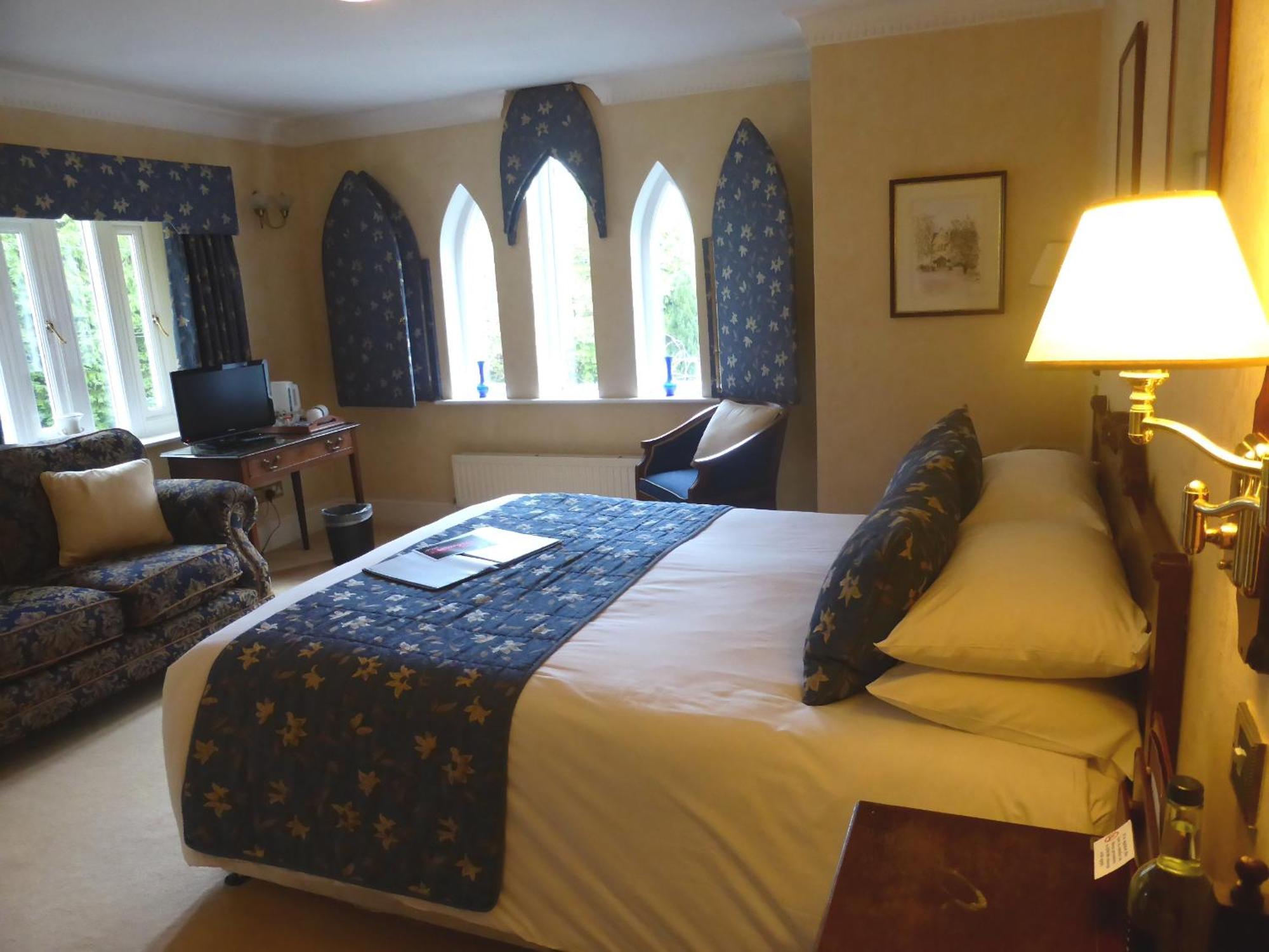Glen-Yr-Afon House Hotel Аск Экстерьер фото
