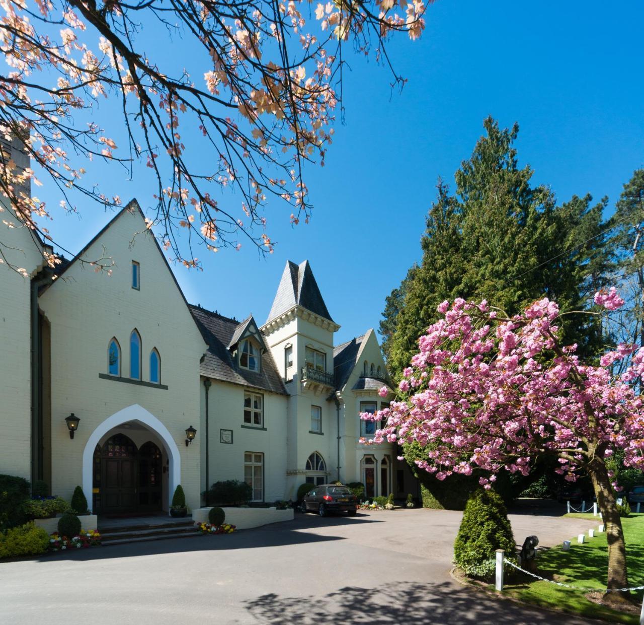 Glen-Yr-Afon House Hotel Аск Экстерьер фото