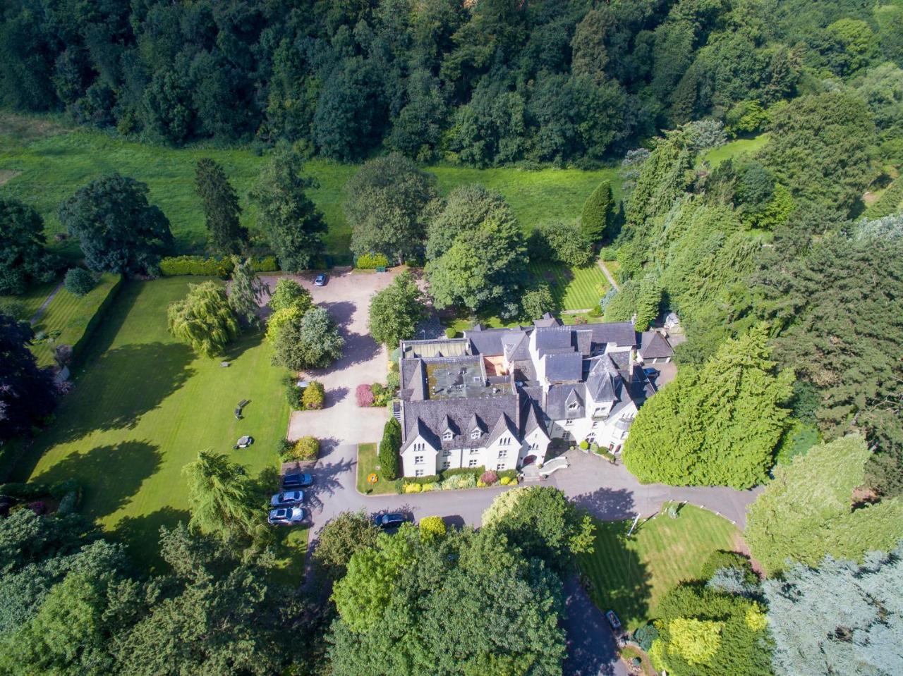 Glen-Yr-Afon House Hotel Аск Экстерьер фото
